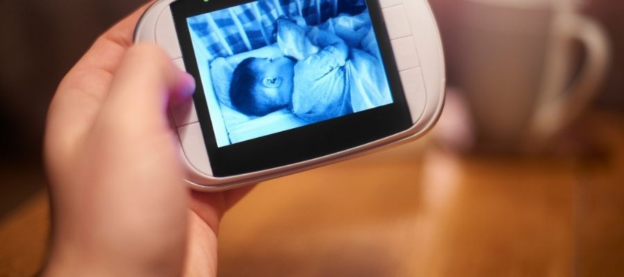 Bebek Kamerası Nasıl Çalışır?