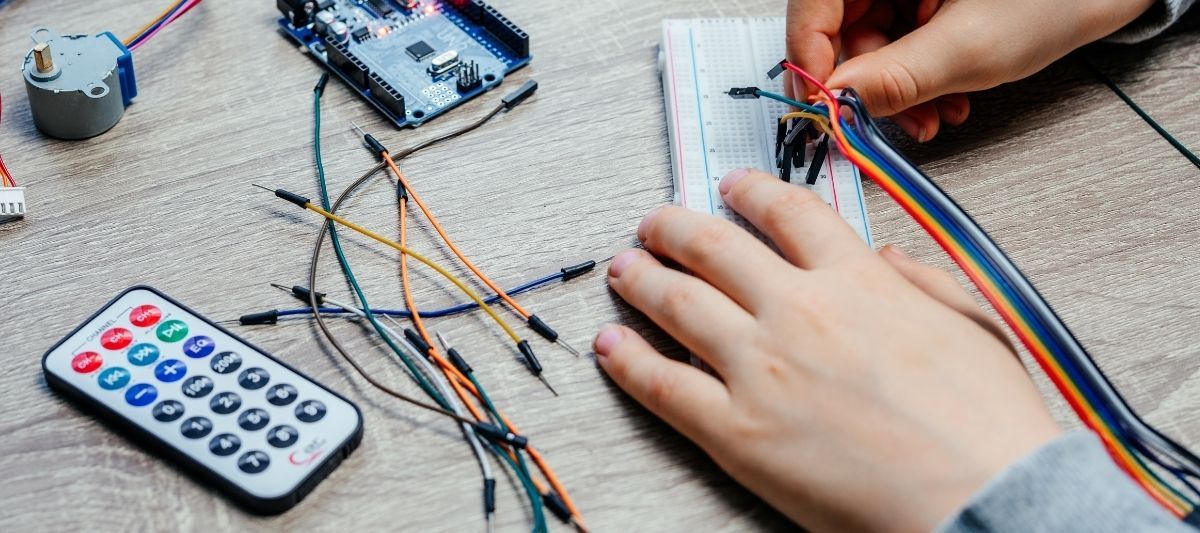 Kodlama ve Elektrik-Elektronik Meraklılarına: Arduino Nedir?