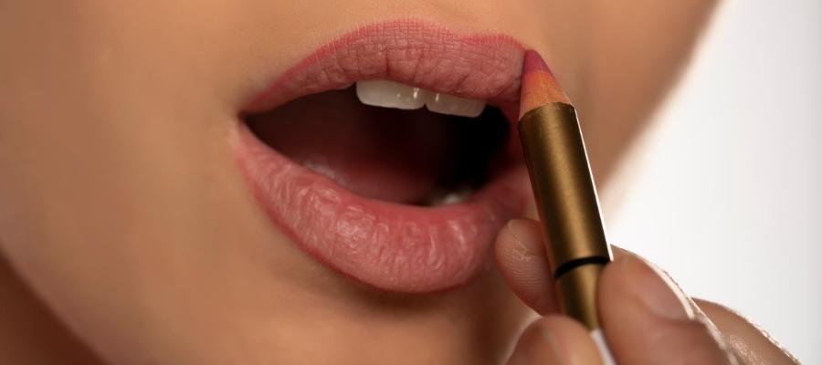 Profesyonel Dudak Kalemi Uygulama Teknikleri