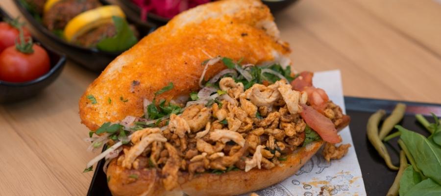 Akdeniz'in Lezzeti: Et Tantuni Nasıl Yapılır?