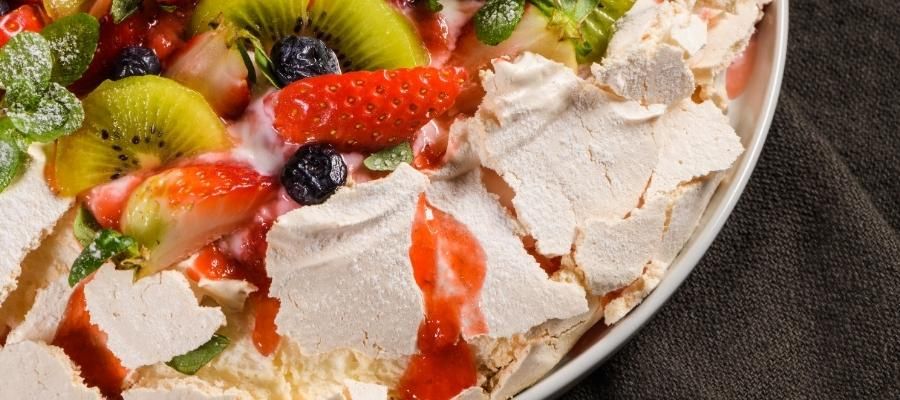 Kremanın Yapımı ve Üzerinin Süslenmesi