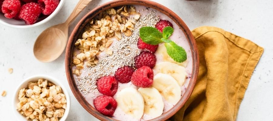 Smoothie Bowl'ları Nasıl Görsel Şölene Dönüştürebilirsiniz?