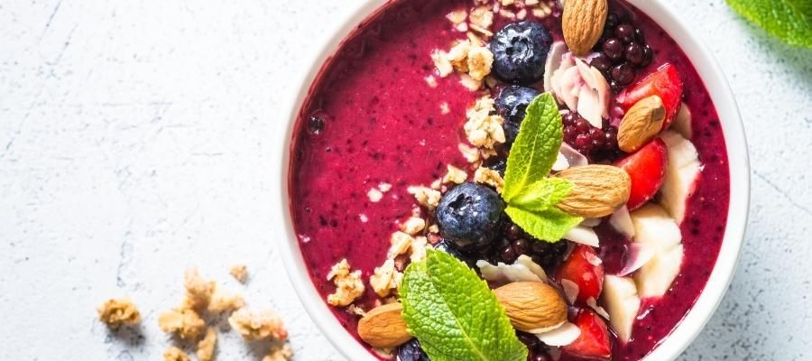 Sağlıklı ve Lezzetli: Smoothie Bowl Nasıl Hazırlanır?