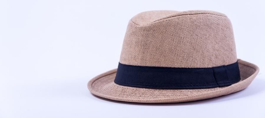 Fötr Şapkalar için Kıyafet Önerileri