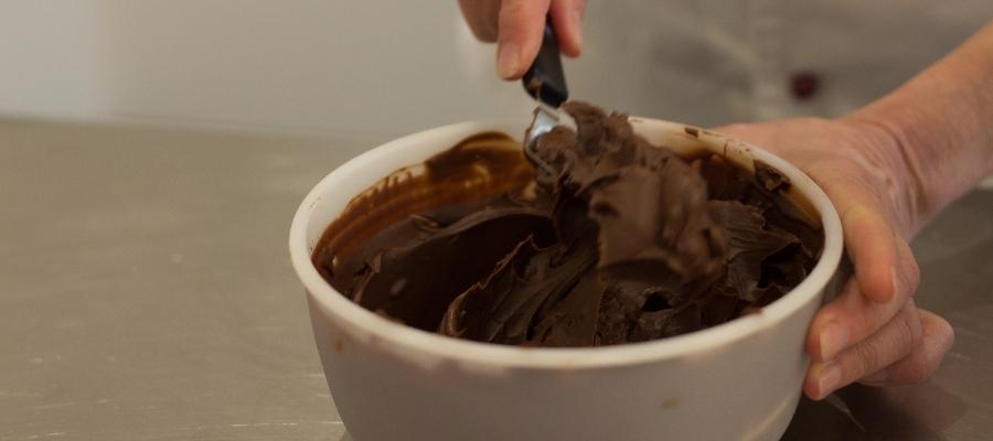 Ağlayan Pasta için Alternatif Malzeme ve Sunum Önerileri