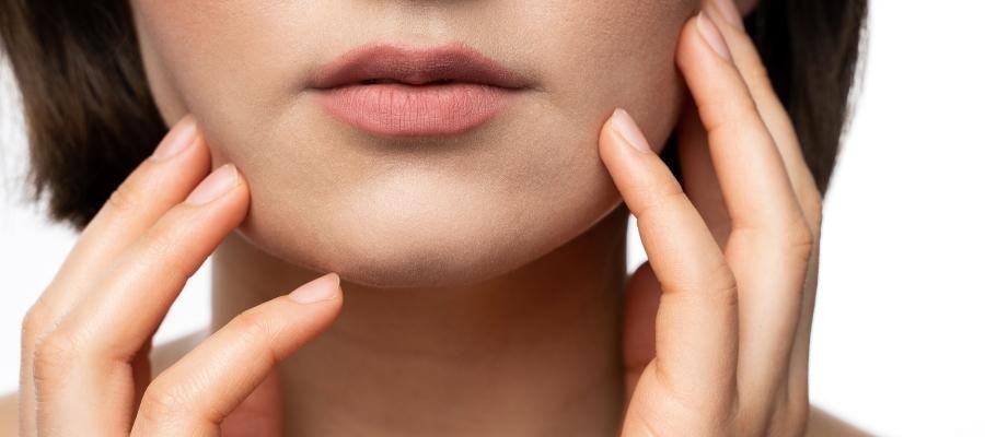 Jawline Belirginleştirme Yöntemleri