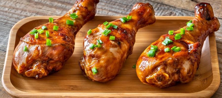 Soslu Baget Tavuğu Yanında Neyle Servis Edebiliriz?