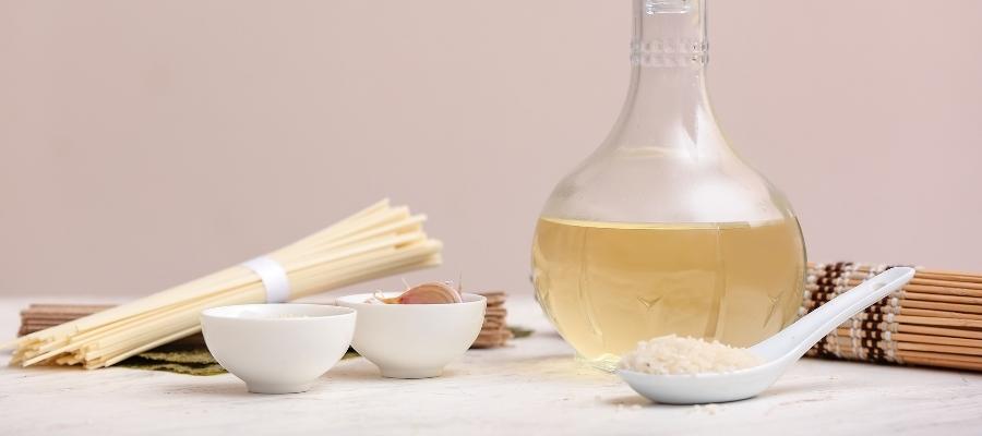 Yağ Yakıcı Pirinç Sirkesi Nasıl Kullanılır?