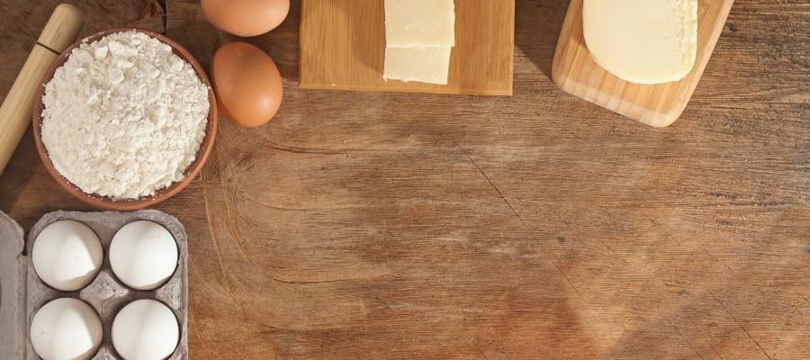 Yaş Pasta Tarifi için Gereken Malzemeler