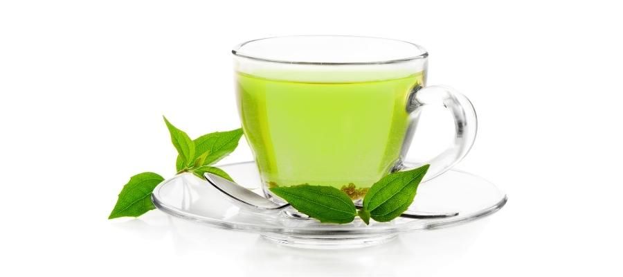 Etkili Bir Detoks Önerisi: Yeşil Çay Tarifleri