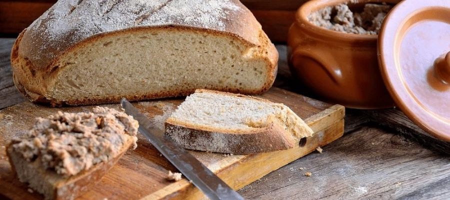 Ekmek Yapma Makinesinde Tam Buğday Ekmeği Yapımı