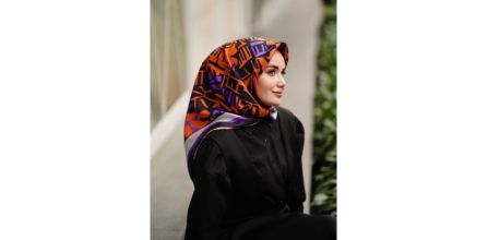 Birbirinden Farklı Model Seçenekleriyle Silk Home Eşarp