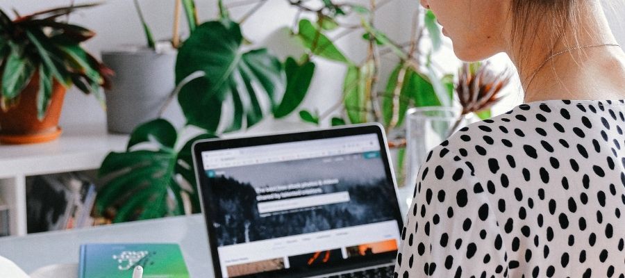 Ofiste Çiçek Yetiştirmenin Faydaları Nelerdir?