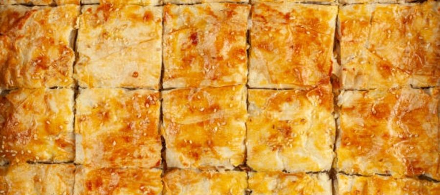 Tepsi Böreği Sosu Nasıl Hazırlanır?