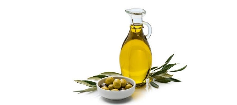 Zeytinyağlı Saç Bakımı Nasıl Yapılır?