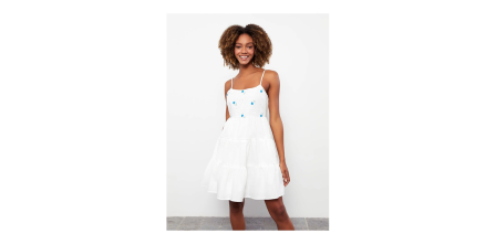 Uygun Fiyatlı LC Waikiki Beyaz Elbise Çeşitleri