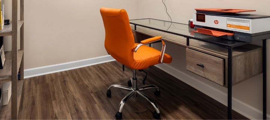 Ofis Sandalyesi Tekerleği Değiştirirken Dikkat Edilmesi Gerekenler