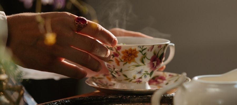 Adet Söktürücü Çaylar Nasıl Etki Eder?