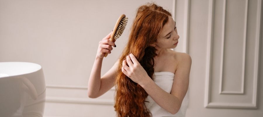 Saç Dökülmesiyle Mücadelede Vitamin Takviyeleri
