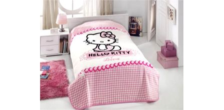 Beğenilen Hello Kitty Battaniye Modelleri