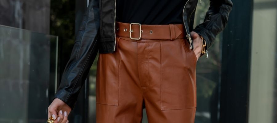 Sonbahar Etkilerini Üzerinde Taşıyacak Kahverengi Pantolon Kombinleri