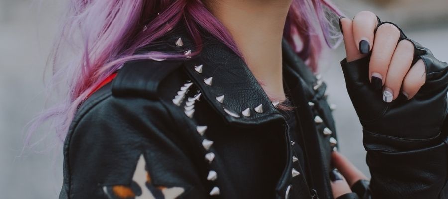Punk Modası: Giyim ve Aksesuar Önerileri