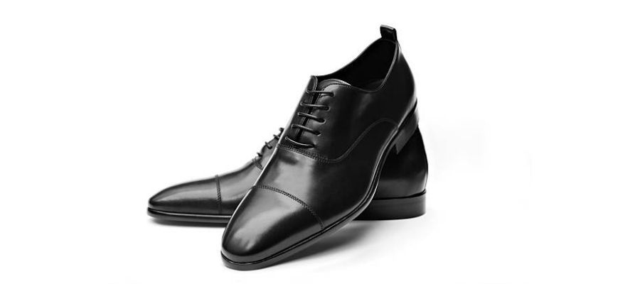 Erkeklere Özel Siyah Ayakkabı Kombin Önerileri