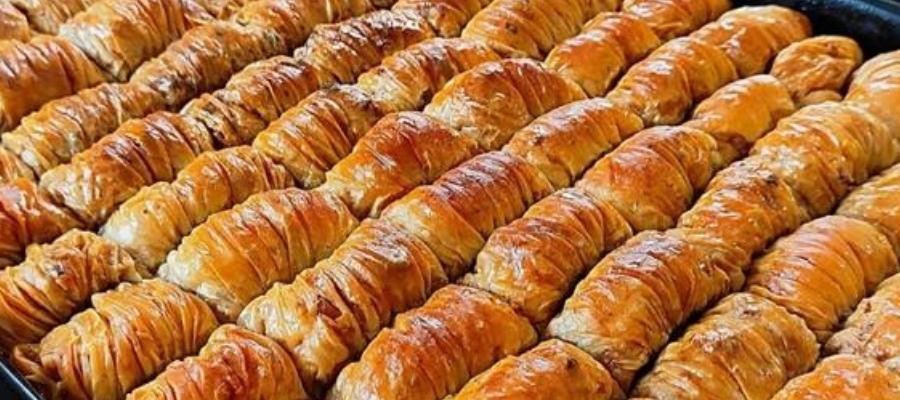 Burma Baklavanın Şerbet Hazırlığı ve Servisi