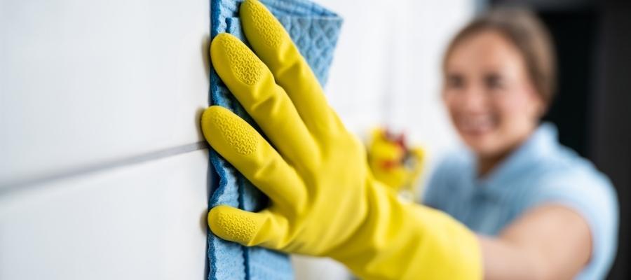 Duvardaki Yağ Lekeleri Nasıl Çıkar?