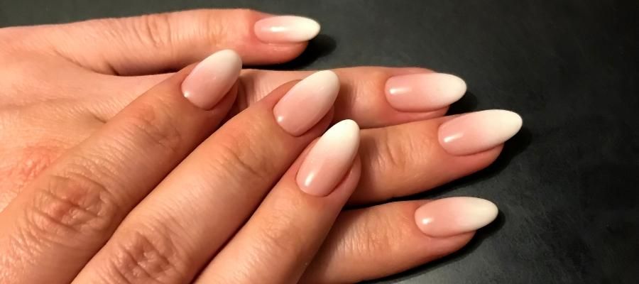 Renk Geçişinin Büyüsü: Ombre Tırnak Nasıl Yapılır?