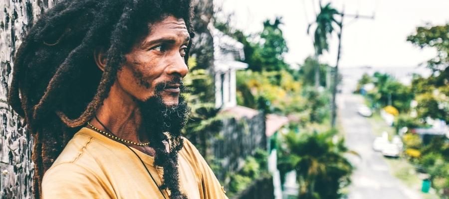Rasta Saç Stili Nasıl Elde Edilir ve Bakımı Nasıl Yapılır?