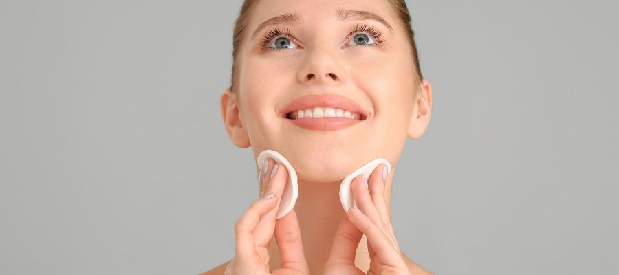 Tonik Nasıl Uygulanır ve Hangi Adımlardan Sonra Kullanılmalı?