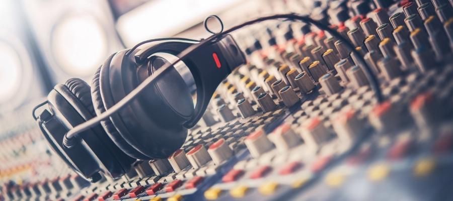 Müzik Yapımının Son Adımları: Mixing ve Mastering Nedir?