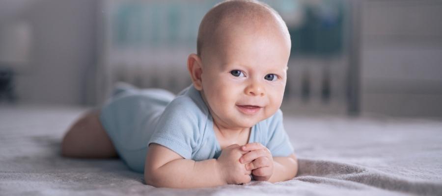 Tummy Time Nedir ve Neden Önemlidir?