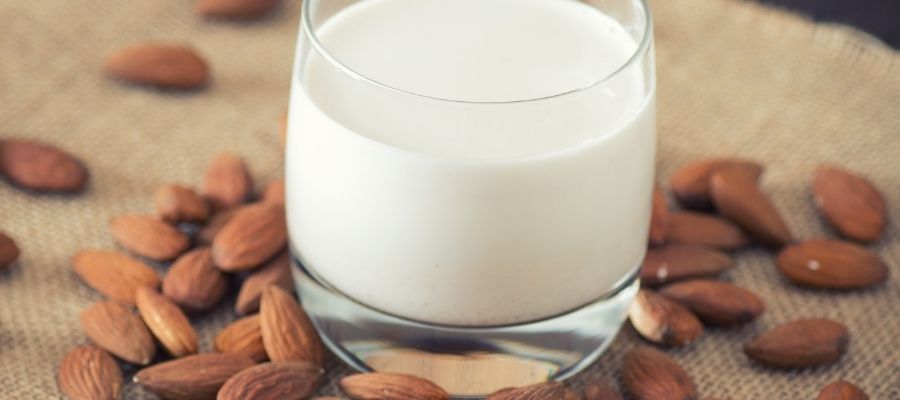 Badem Sütü Konsantresinin Yapılışı ve Faydaları