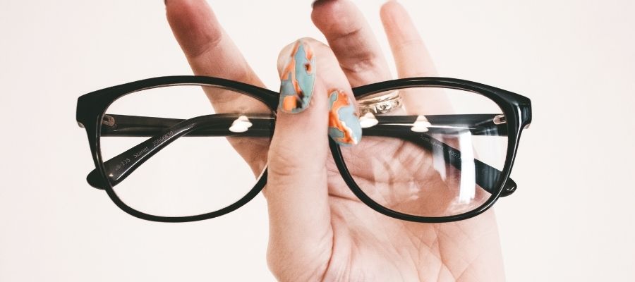 Gözlük Camı Seçimi ve Uyum Sorunları