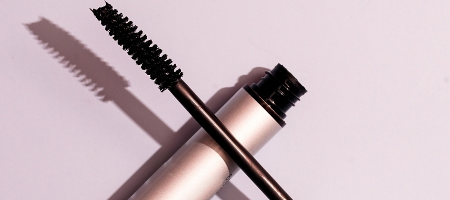 Göz Alıcı Bakışların Sırrı: Maskara Hileleri