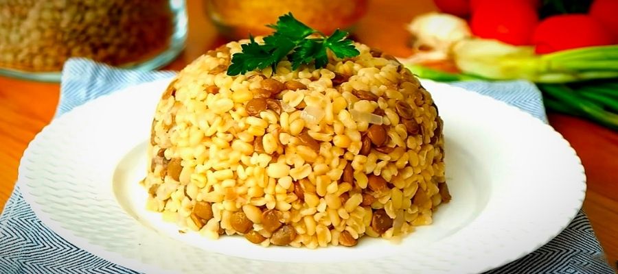 Yeşil Mercimekli Bulgur Pilavı Sunumu ve Servis Önerileri