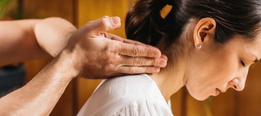 Boyun Masajı için Gerekli Araçlar ve Öneriler