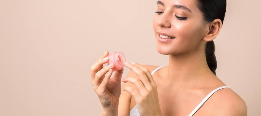 Doğal İçeriklerle Dudak Peelingi Hazırlama