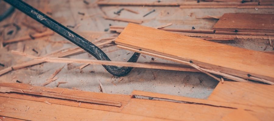 Eski Parkeyi Sökme Teknikleri ve Dikkat Edilmesi Gereken Noktalar