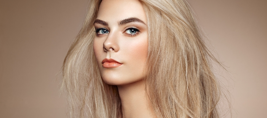 Saç Toneri Nedir ve Ne İşe Yarar? Saç Rengini Düzeltme ve Canlandırma Teknikleri