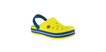 Dikkat Çeken Tasarımı ile Sarı Crocs’lar