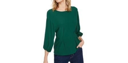 Farklı Ortamlarda Yeşil Bluz Modelleri