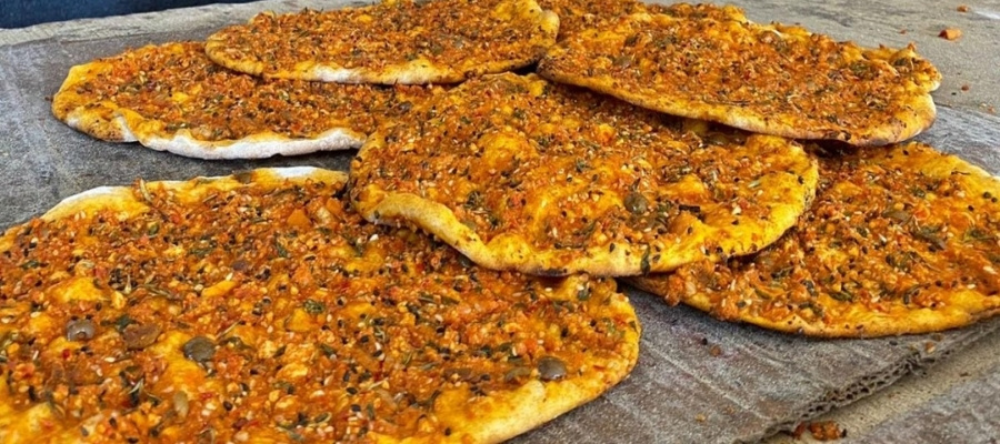 Biberli Ekmek Sunumu ve Servis Önerileri