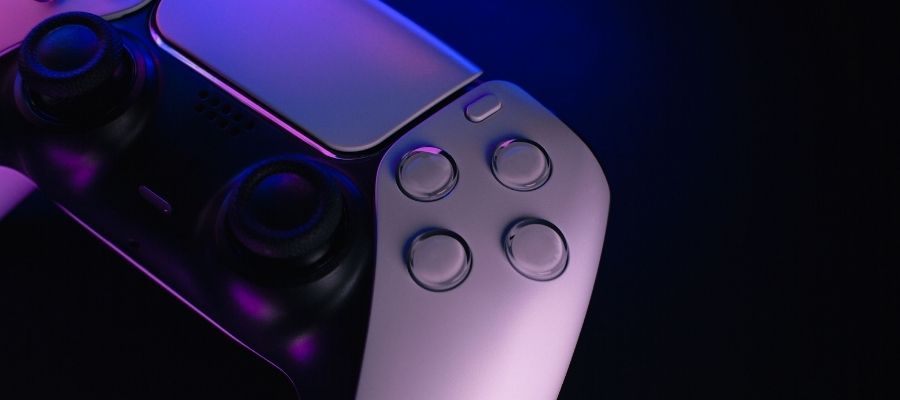 PS5 İçin Gerekli Aksesuarlar ve Eklentiler