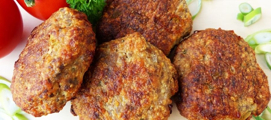 Tost Makinesinde Köfte Nasıl Yapılır?