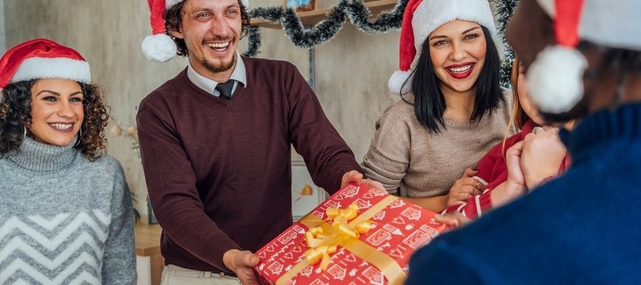 Kişiye Özel Hediyelerle Arkadaşınızı Mutlu Edin