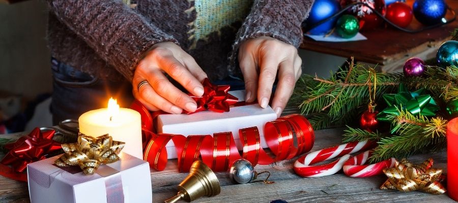 Hediye Paketleme Önerileri: Şık Sunumlar