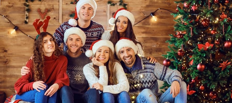 Arkadaşa Yeni Yıl Hediyesi Ne Alınır? Unutulmaz Hediye Seçenekleri